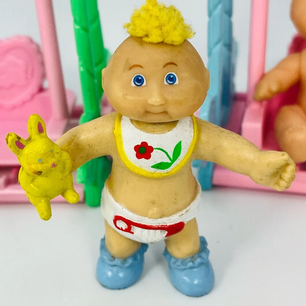 Vintage Lot of Cabbage Patch Kids Wind-Up Swings And Dolls Minis